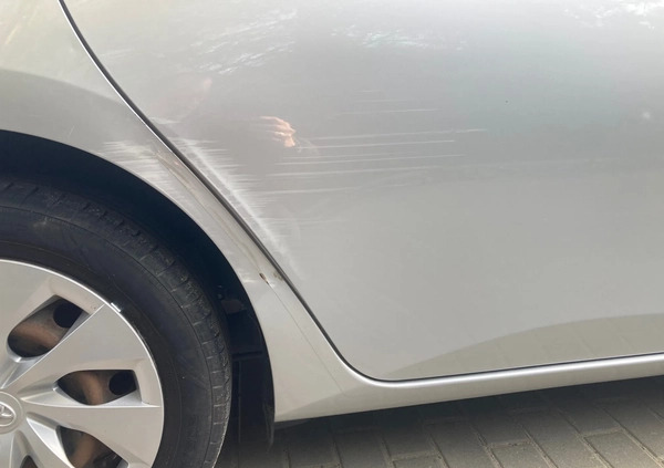 Toyota Auris cena 35000 przebieg: 165000, rok produkcji 2013 z Warszawa małe 67